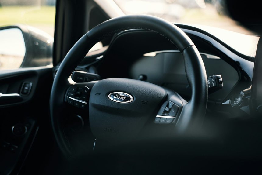 Voici à quoi ressemblerait la voiture électrique la moins chère de Ford (Photos)