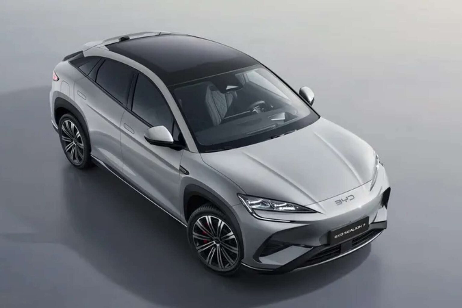 BYD dévoile le Sealion 7, un nouveau coupé SUV pour le marché européen